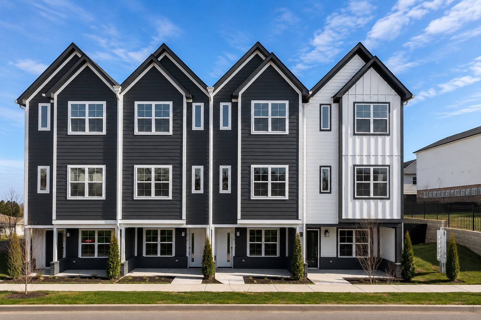 700 N DuPont Ave ##201, Madison, TN 37115