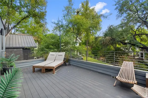 707 E Live Oak ST #2, Austin, TX 78704