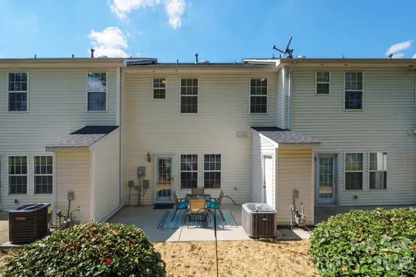 4144 Kenton Glenn CT NW, Concord, NC 28027