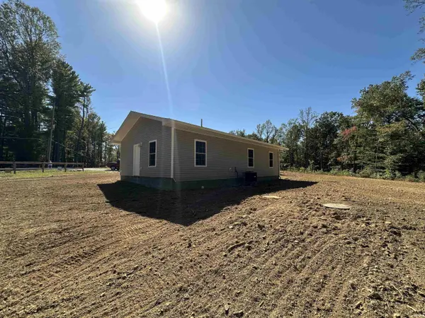 1277 N Lawrence Hollow RD, Bloomfield, IN 47424