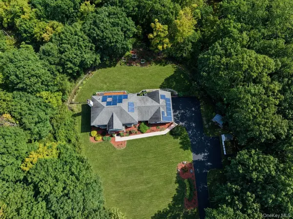 1150 E Mombasha RD, Monroe, NY 10950