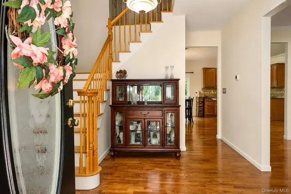 1150 E Mombasha RD, Monroe, NY 10950