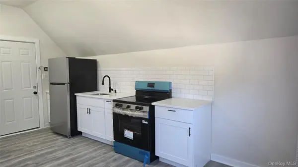 48 S Clinton ST, Poughkeepsie, NY 12601