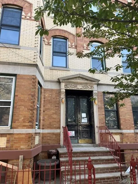 1830 Cornelia ST, Ridgewood, NY 11385