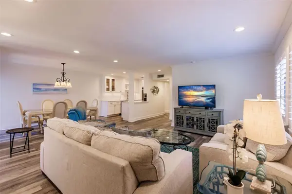 700 GOLDEN BEACH BLVD #222, Venice, FL 34285