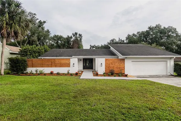 832 BROOKWOOD DR, Lakeland, FL 33813