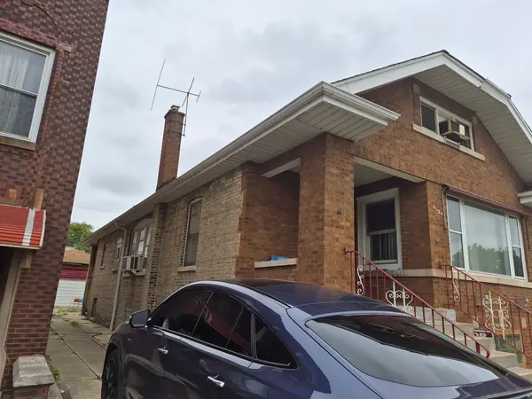 8354 S Throop ST, Chicago, IL 60620