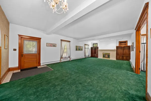 407 Ottawa ST, Earlville, IL 60518