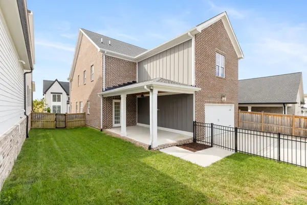 4030 Kathie Dr, Thompsons Station, TN 37179