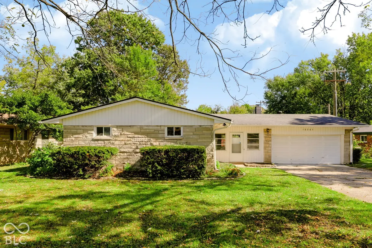 10205 N College AVE, Carmel, IN 46280