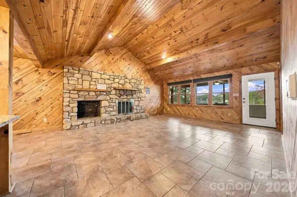 128 Mull DR, Taylorsville, NC 28681
