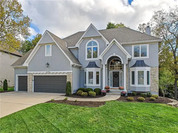 11151 S Whitetail LN, Olathe, KS 66061