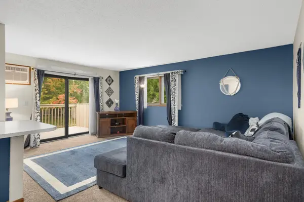925 Bahls DR #307, Hastings, MN 55033