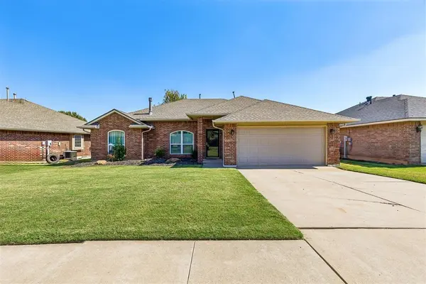 16100 Katie Ridge DR, Edmond, OK 73013
