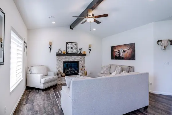 4426 Niblick Dr, Winfield, KS 67156