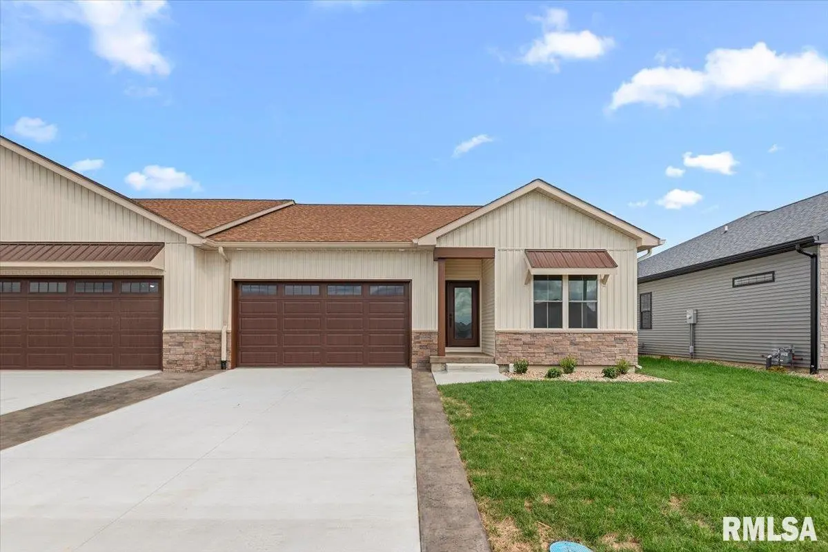 2868 RESEDA RD, Springfield, IL 62711