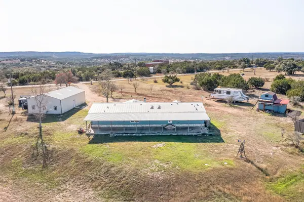 600 Dawn VW, Dripping Springs, TX 78620