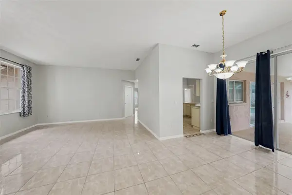 907 BRITTANY PARK BLVD, Tarpon Springs, FL 34689