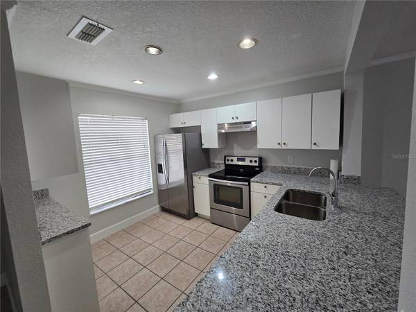 1611 SHADY RIDGE CT #260, Orlando, FL 32807