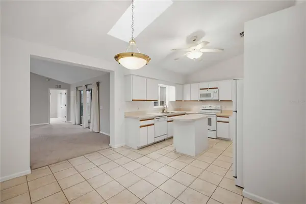 5126 NW 21ST LOOP, Ocala, FL 34482