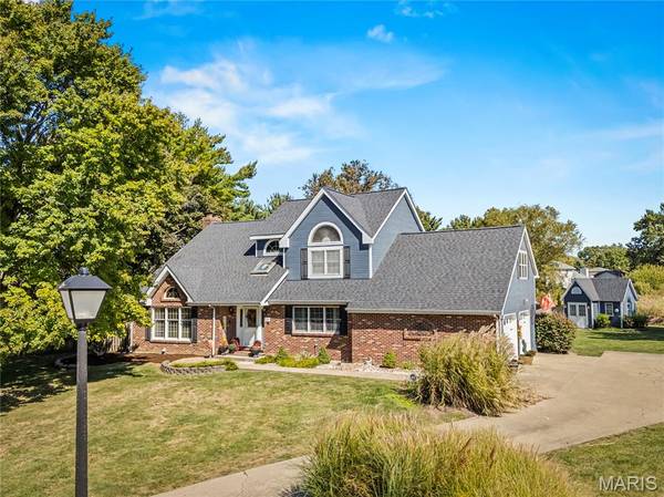26 Huntwood CT, Swansea, IL 62226