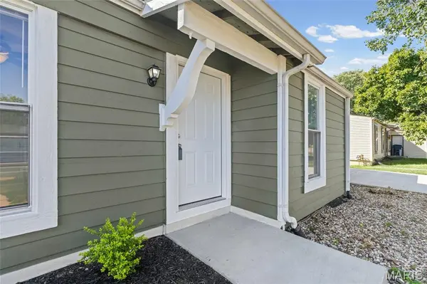 410 Feise RD, O'fallon, MO 63368