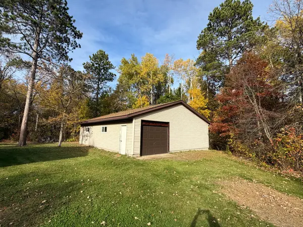 3176 Ellis RD, Jenkins, MN 56472