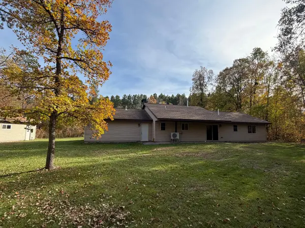 3176 Ellis RD, Jenkins, MN 56472