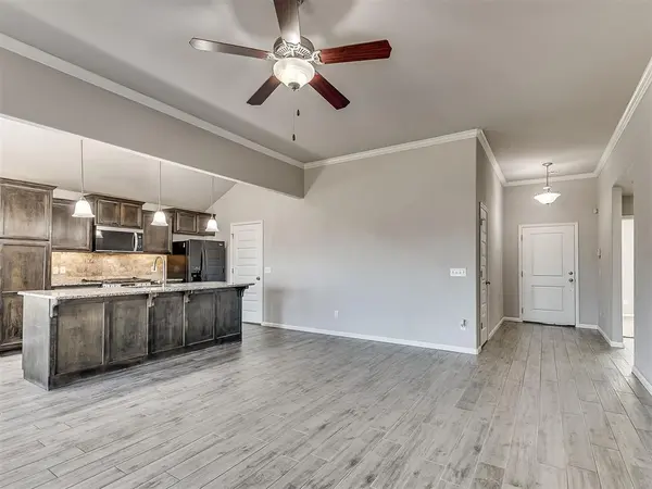 3029 NW 182nd ST, Edmond, OK 73012