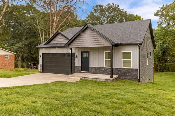 117 Northbrook ST, Boiling Springs, SC 29316