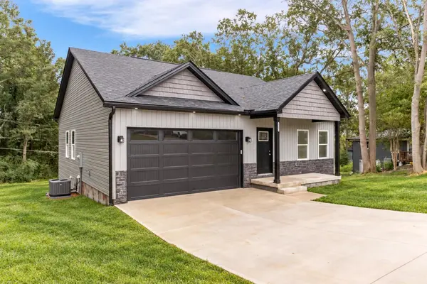 117 Northbrook ST, Boiling Springs, SC 29316