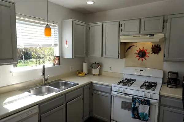 1904 Birds Nest CT, Cedar Park, TX 78613