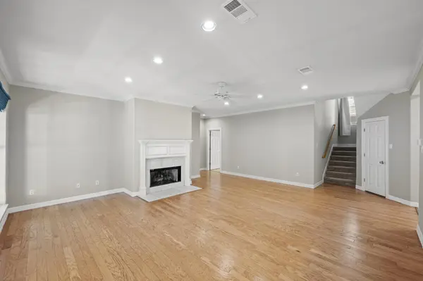 4010 Long Champ DR #19, Austin, TX 78746