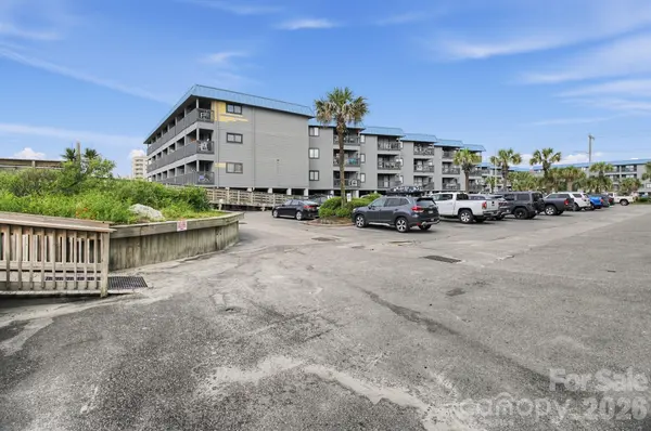 6000 Ocean BLVD N #208, North Myrtle Beach, SC 29582