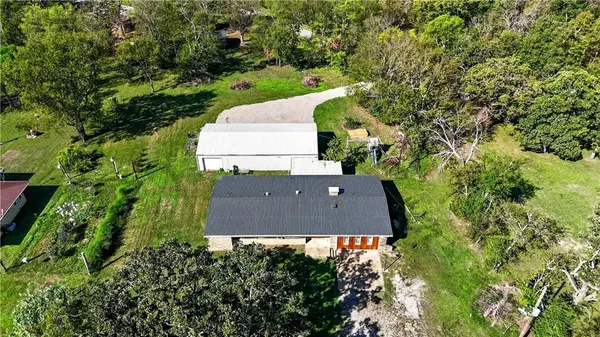 117 Riverview DR, Oswego, KS 67356