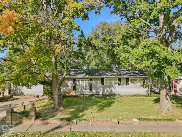 2820 Lucas WAY, Columbus, IN 47203