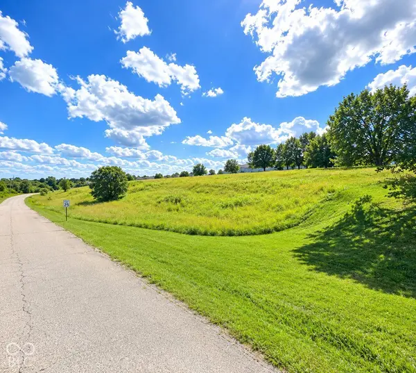 0 Rookwood DR, Lawrenceburg, IN 47025