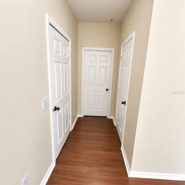 18001 RICHMOND PLACE DR #220, Tampa, FL 33647