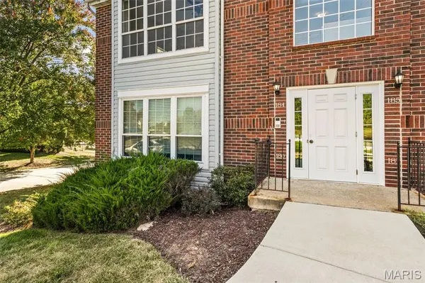 184 Timber Creek DR #18C, O'fallon, MO 63368