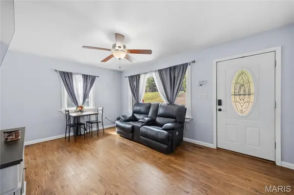 1307 S 3rd ST, De Soto, MO 63020