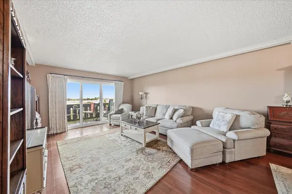 13200 W Heiden CIR #2405, Lake Bluff, IL 60044