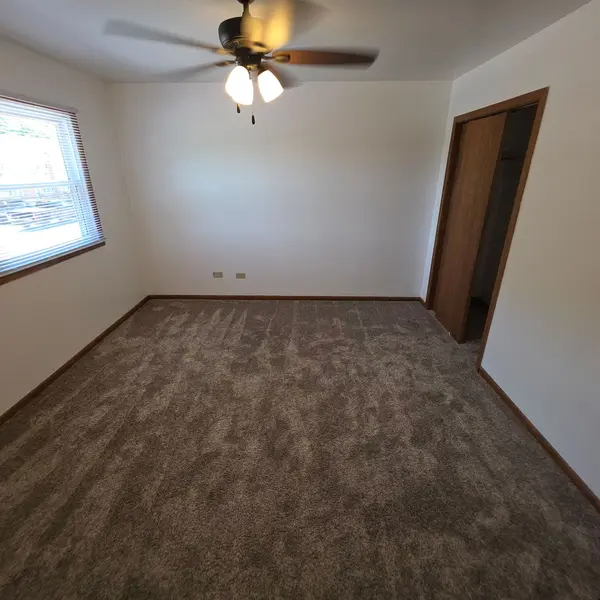 344 Northway Park RD, Machesney Park, IL 61115
