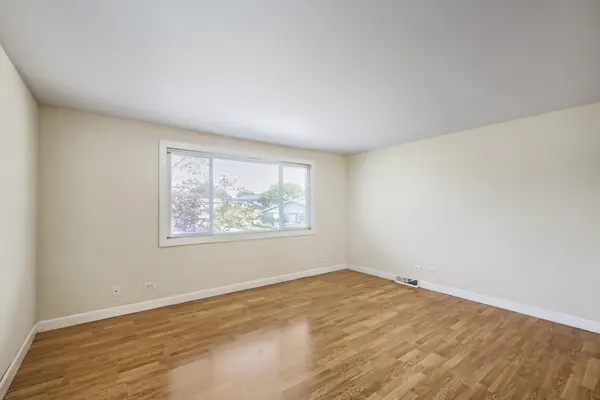 945 Shattuck LN #0, Schaumburg, IL 60194