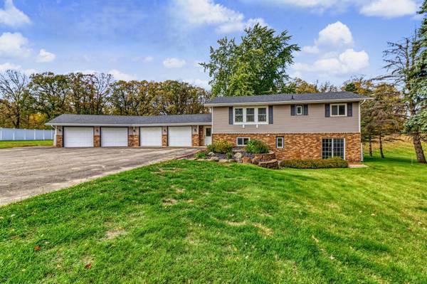 21240 Brookridge LN, Detroit Lakes, MN 56501