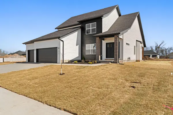 170 E Clayton LN, Republic, MO 65738
