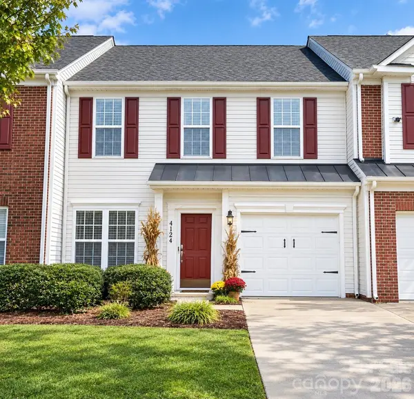 4124 Carl Parmer DR, Harrisburg, NC 28075