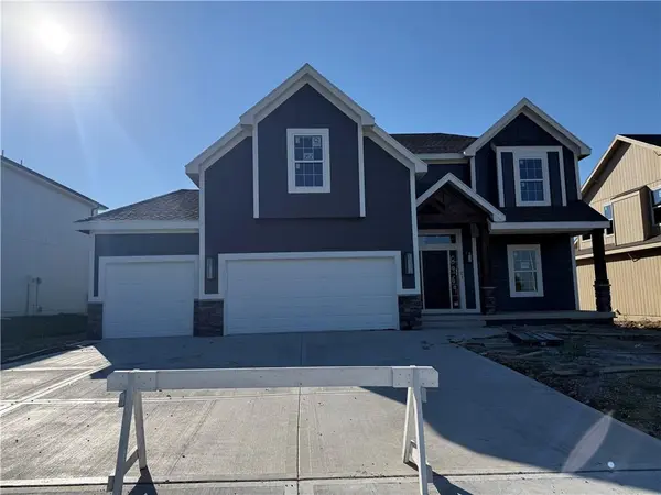 8969 NE 99th ST, Kansas City, MO 64157