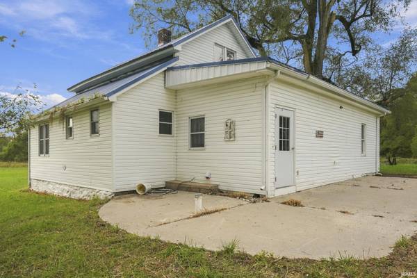 20270 Peach RD, Culver, IN 46511