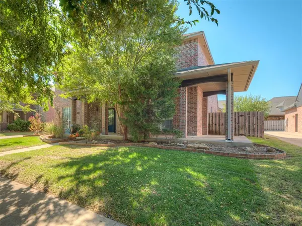 18009 Barrington DR, Edmond, OK 73012