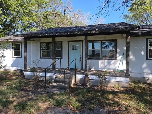 220 W 5th ST, Castle, OK 74833